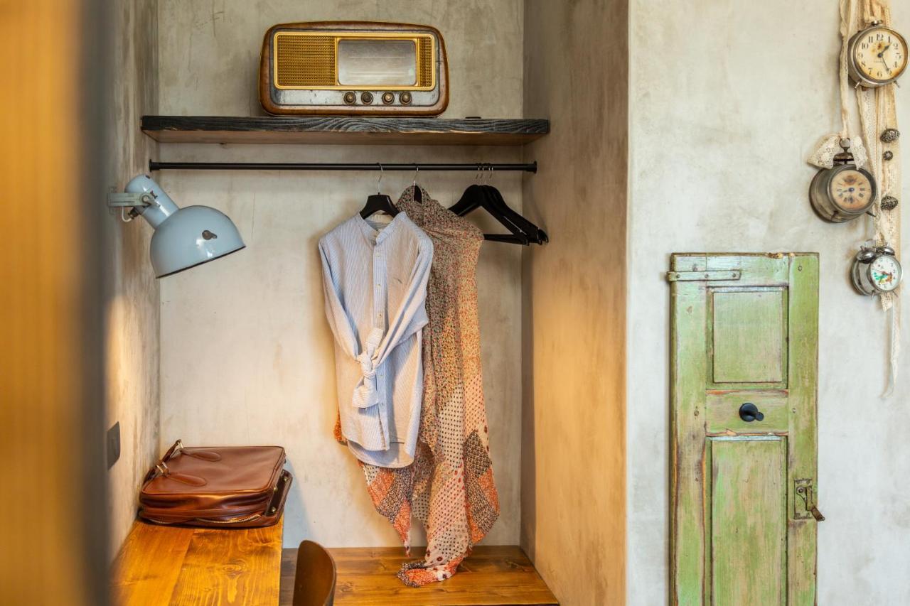 Via Roma Charming Rooms Baunei Exterior photo